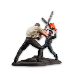 MANDY - Chainsaw Battle Scene Figure